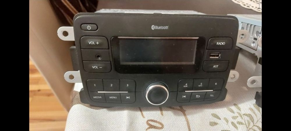 Radio Dedicat Dacia Logan, MCV, Dokker, Duster, Sandero, Lodgy