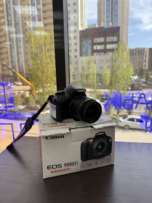 Фотоаппарат Canon EOS 1100 D