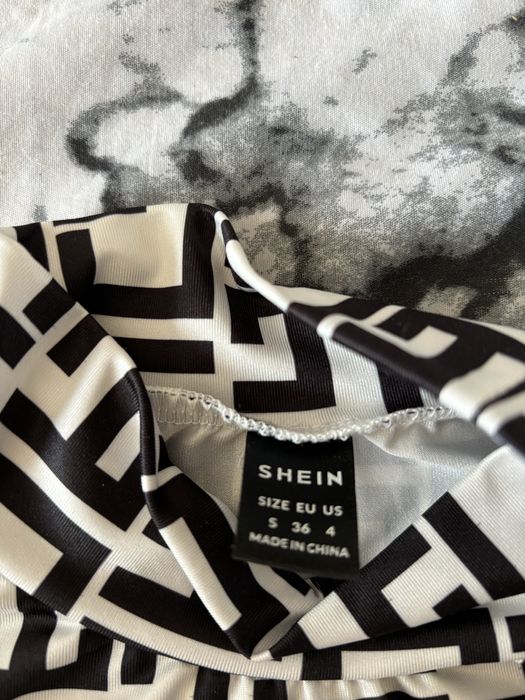 Блузи и боди от Shein