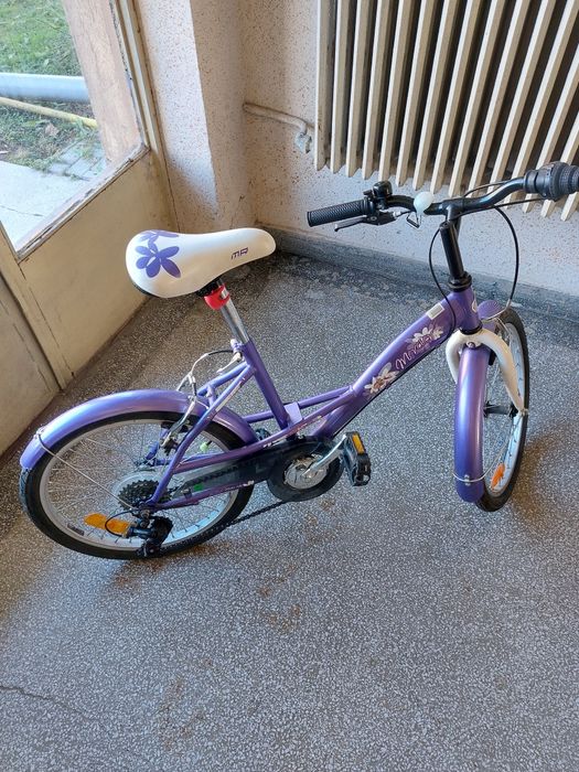 Bicicleta de fetițe în stare foarte bună.
