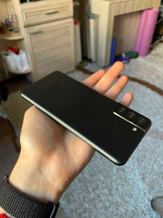 Samsung Galaxy S21 5G, 128ГБ, Phantom Black Б/У