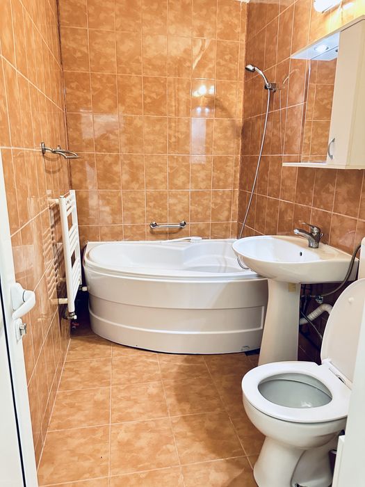 Proprietar | 3 camere, 2 băi, 70 mp | Gară | Etaj 2 | CT | Mașină de spălat