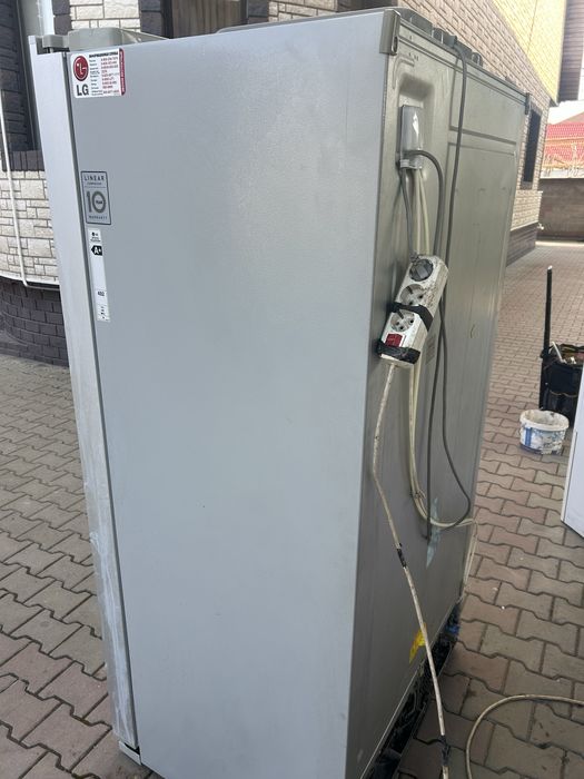 Холодильник LG с кристаллами