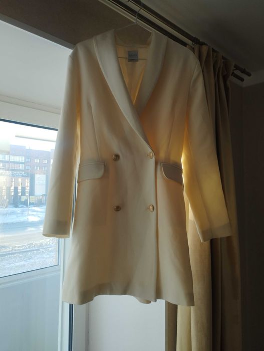 Пиджак белый женский