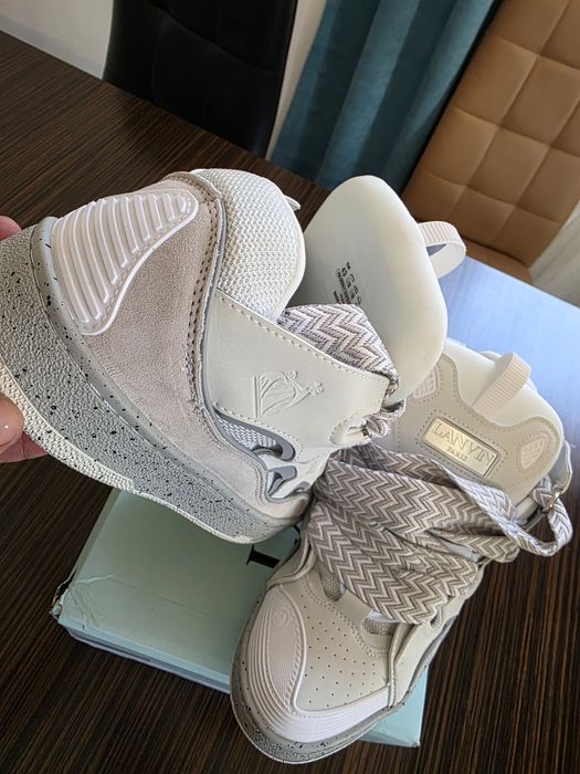 Vând Lanvin curb White  mărimea 38-39-43