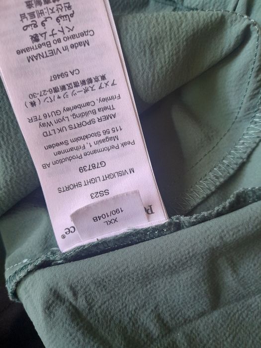 Peak performance мъжки къси панталонки 2XL размер.