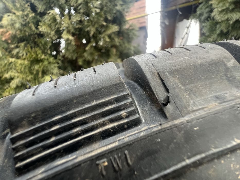 Cauciucuri 215 65 16 C