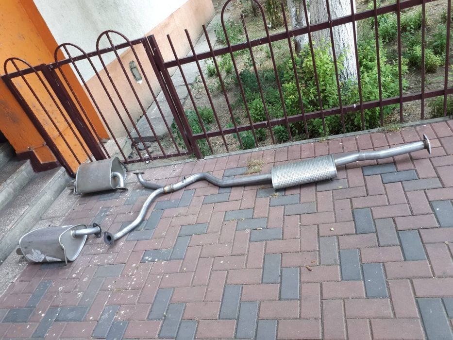 Toba finala/intermediara Subaru Legacy