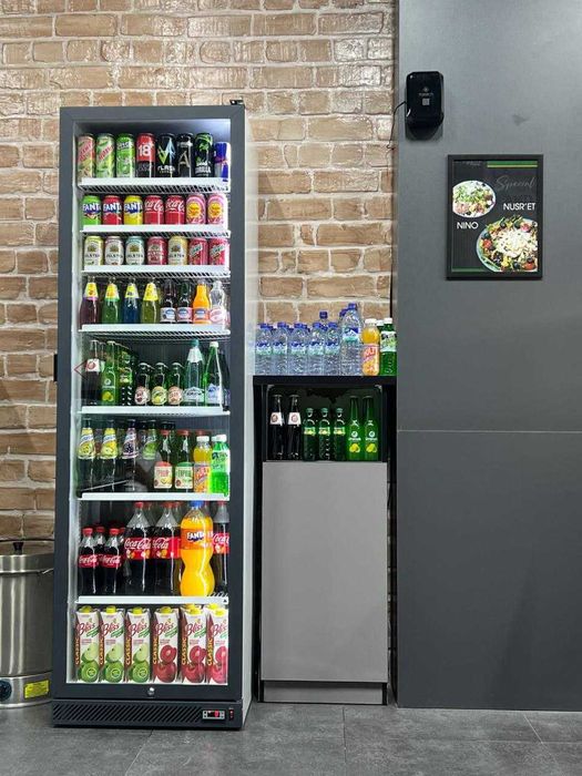 Vitrina holodilnik. vitrina haladilnik. Витрина холодильник