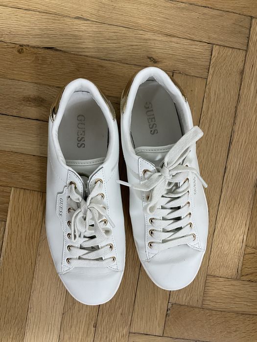 Дамски маратонки Guess