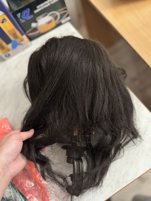 Продаю парик с натуральными волосами