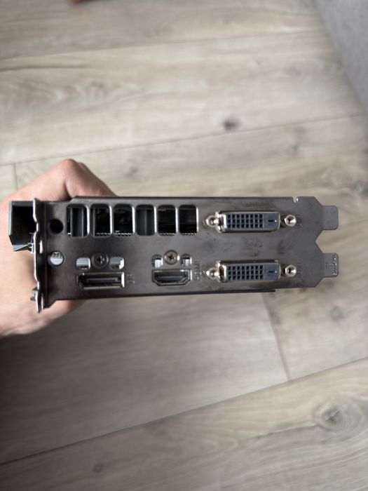 Видеокарта 1050 ti