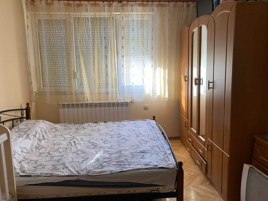 Обзаведен четиристаен ТОП център!!