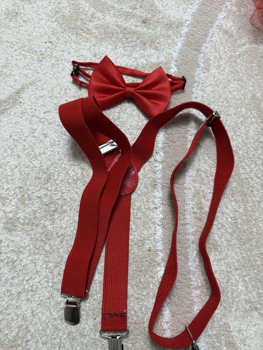 Подтяжка с бабочкой