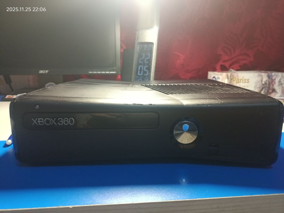 Xbox 360 slim in stare buna!