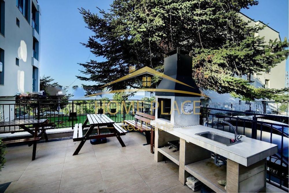 ПАРКОМЯСТО ! Тристаен апартамент под наем - Галата