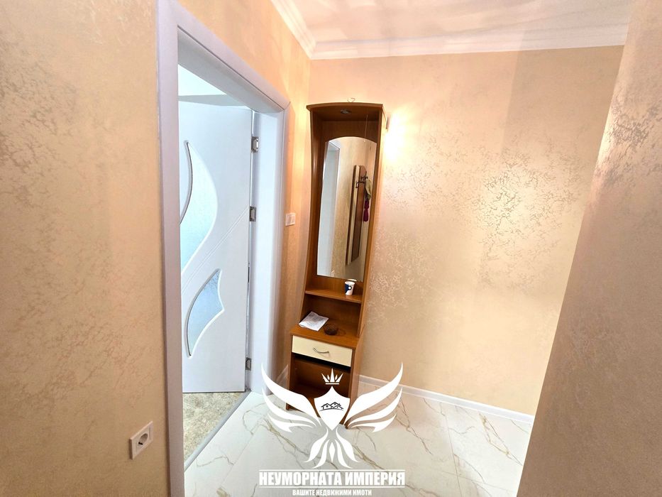 Продавам тристаен апартамент 2ет 120кв в Асеновград, широк център