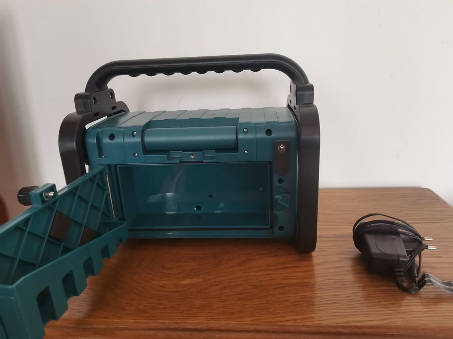 Medion radio bluetooth lanterna ceas