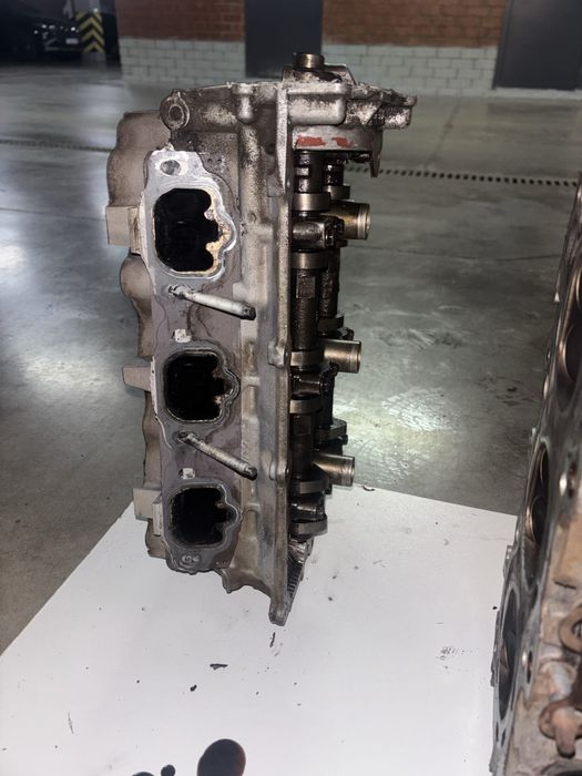 Головка блока цилиндров vq20