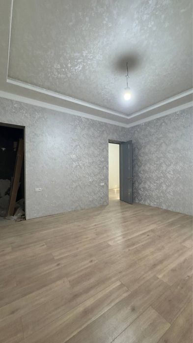 Uy sotiladi 4xona 1.6sotix