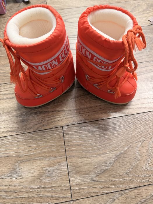 Апрески Moon Boot