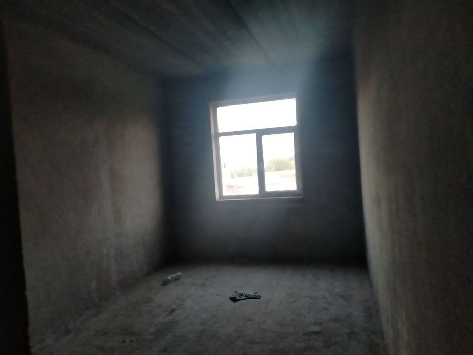 Когон шахар 2 хонали уй сотилади 76м2