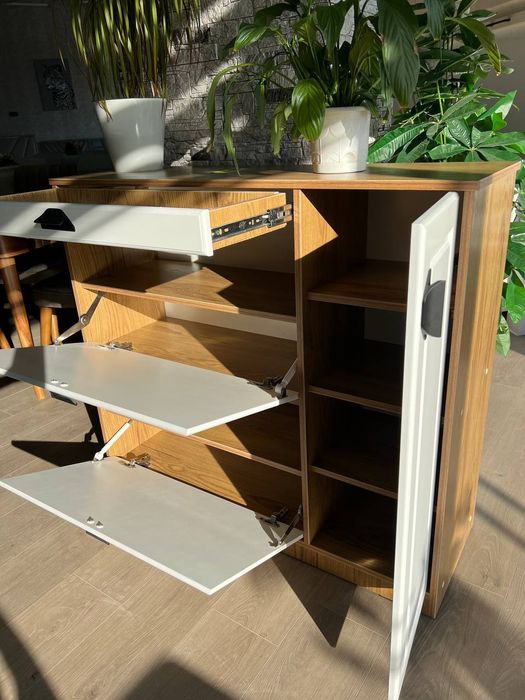 Новинка Обувьница в силе Хайтек