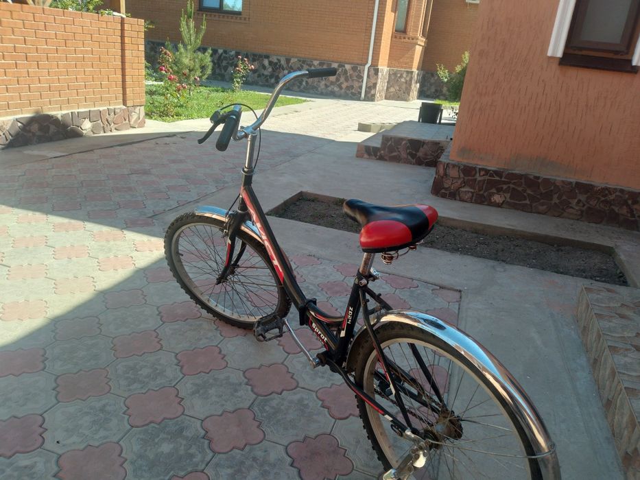 Продается велосипед айст