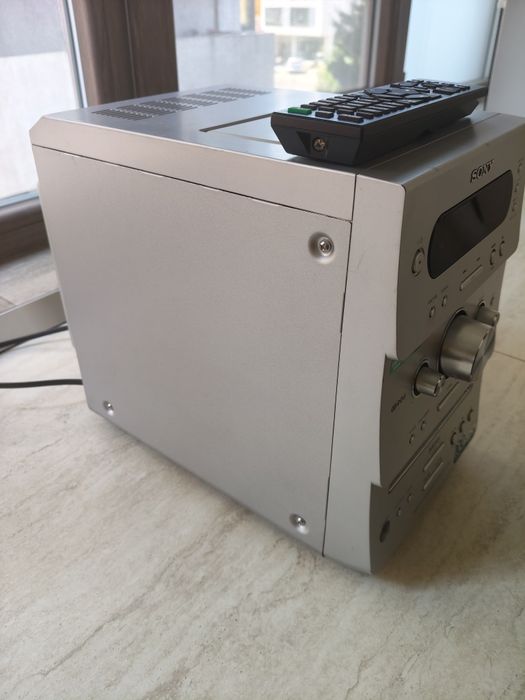 Sony CMT GPX 7, ministem audio stereo, amplificare, tuner FM, auxiliar in, sunet foarte bun!