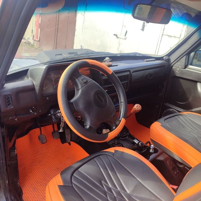 LADA  нива урбан