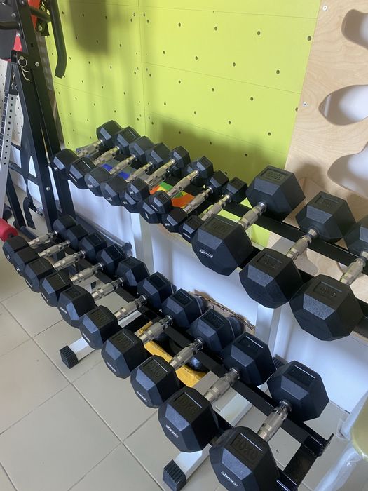 Стойки для гантелей не дорогие