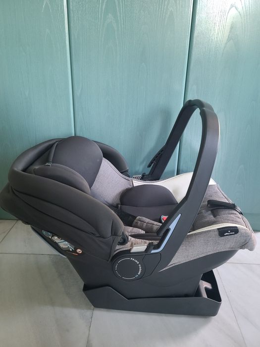 Столче/кошче за кола Peg Perego от 0м.