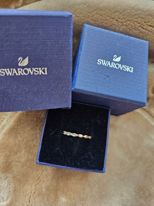 Swarovski пръстен розово злато
