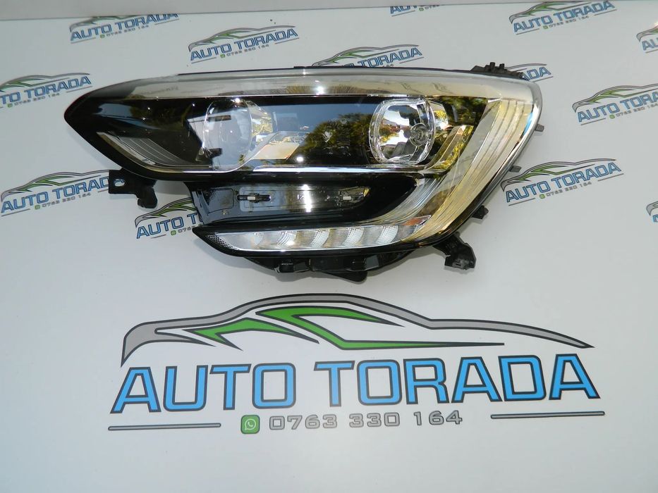 Far stanga cu lupa Renault Megane 4 an 2021 2022 2023 cod 260609985R