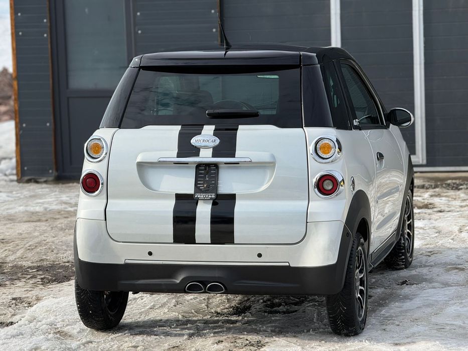 Microcar M8 2013 /  Aixam de la 16 ani  Am , B1