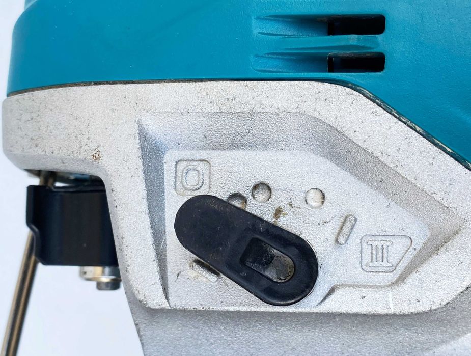 Makita JV0600 - Прободен трион 650W