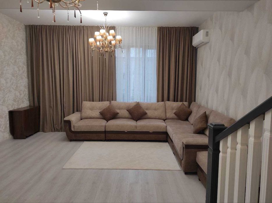 Центр.Свой2х.эт.Евродом.5ком.,136кв.1,5сот.Двор.Парковка.Ор-рАэропорт