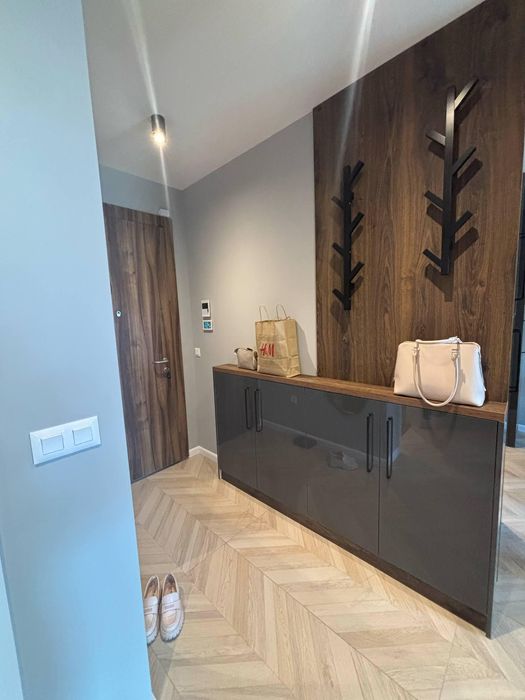 Дава се под наем Двустаен апартамент в София, Кръстова вада - 77 кв.м за 970 € - Снимка #6