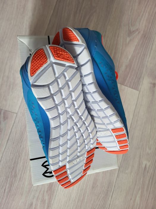 Продам красовки, очень удобные и лёгкие.