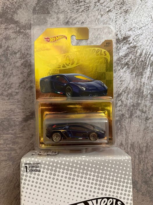 Masinuta Hot Wheels Lamborghini Aventador NFT Garage Series 7
