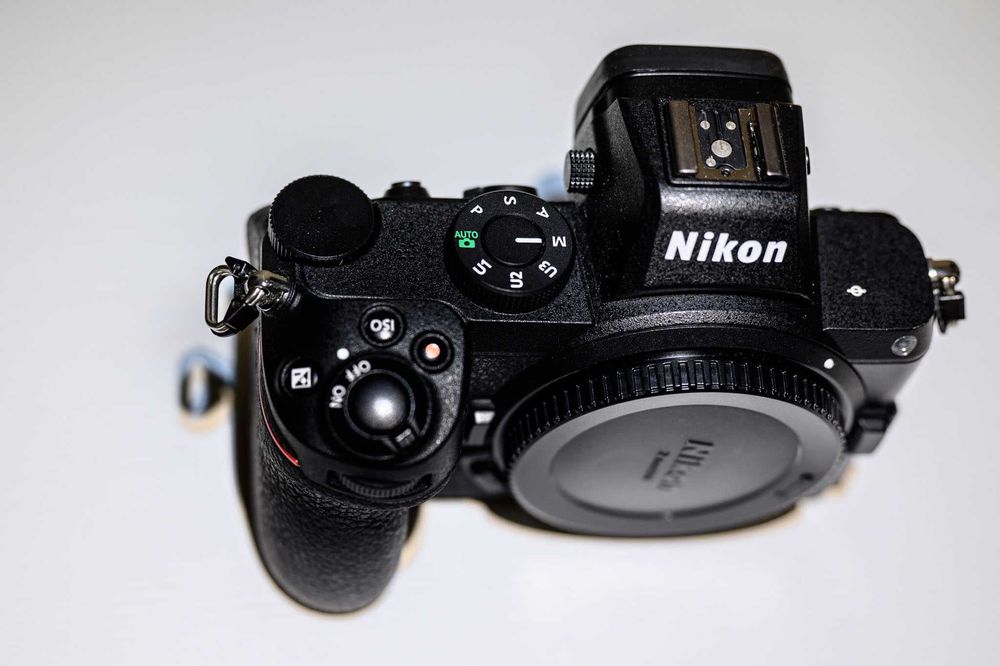 Aparat foto Nikon Z5