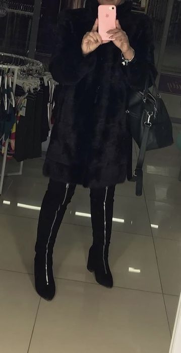 Продам норковую шубу