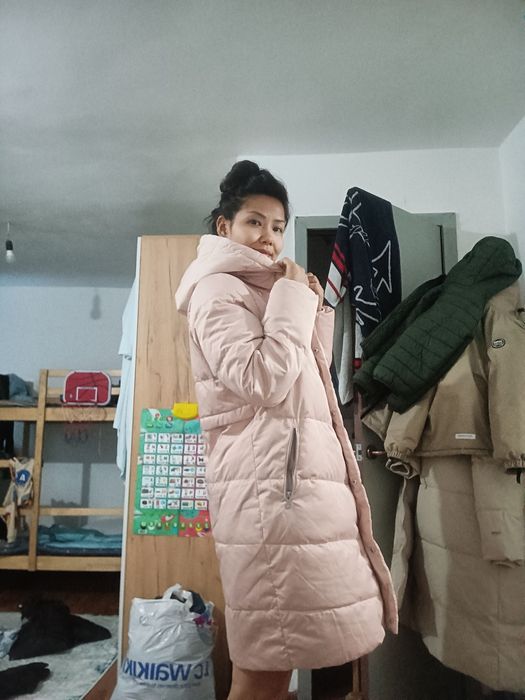 Продам куртку новая оба