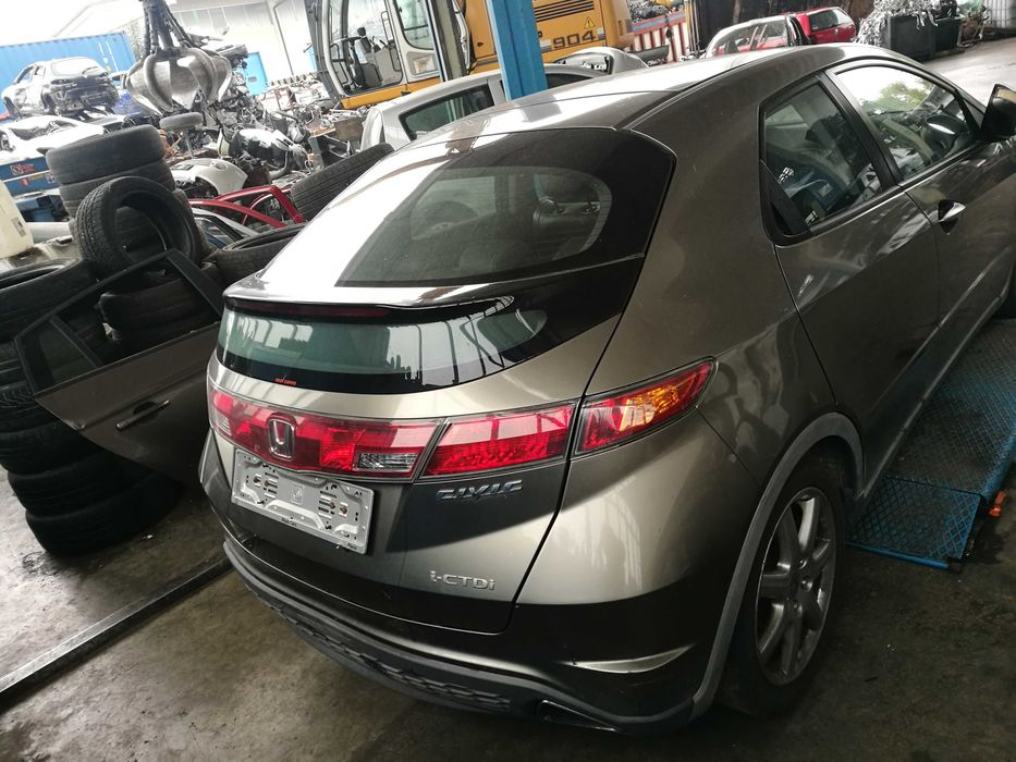 Таван със стъклен  панорамен  люк за Хонда Сивик/Honda Civic 2007-2011