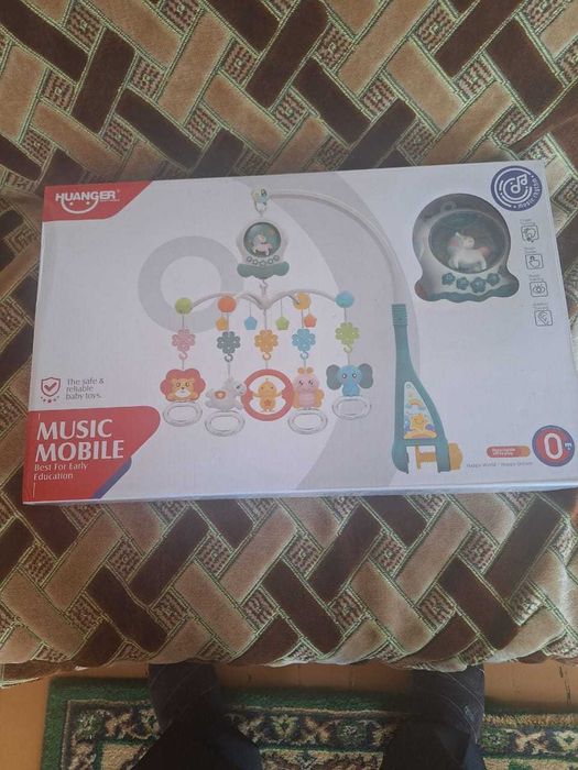Продам Детский Музыкальный мобиль