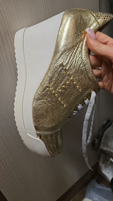 Естествена кожа луксозни кецове