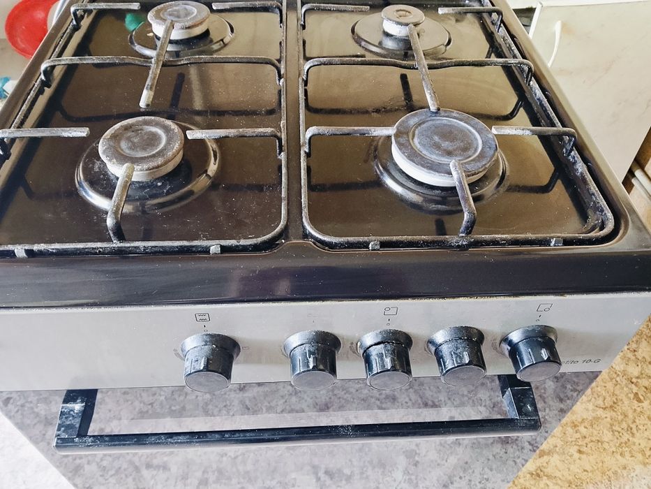 60х60 газовую. плиту