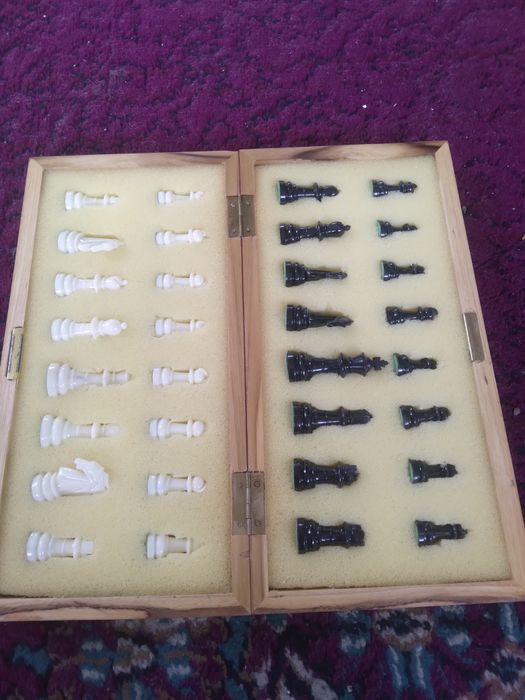 Шахматы новые из Канады