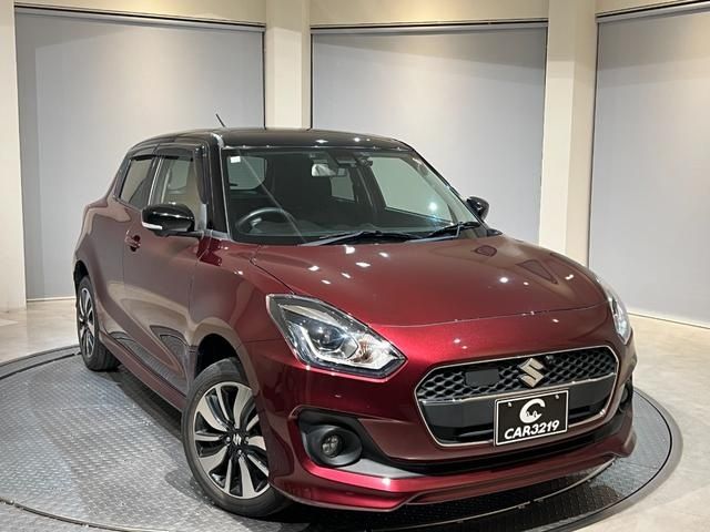 Suzuki swift  подкрылки