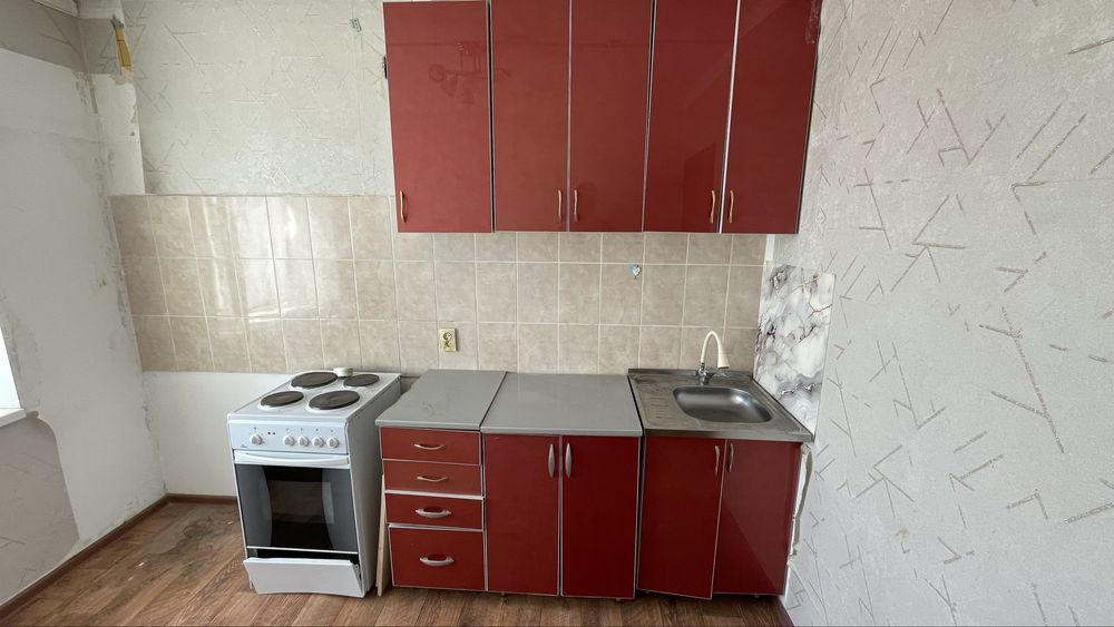 Кухонный гарнитур продается за 5К